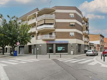 Local comercial en venda a C/ Àngel Gimerà