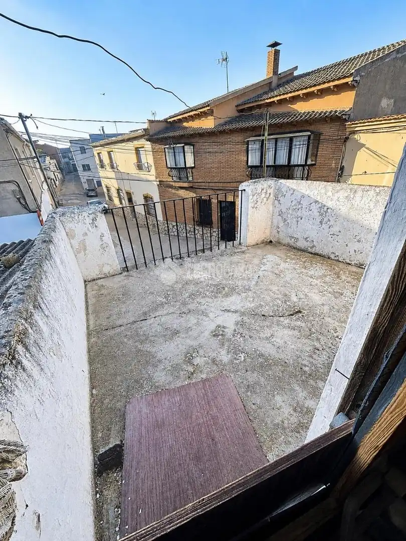 Vista exterior de Casa adosada en venda en Santa Cruz de la Zarza