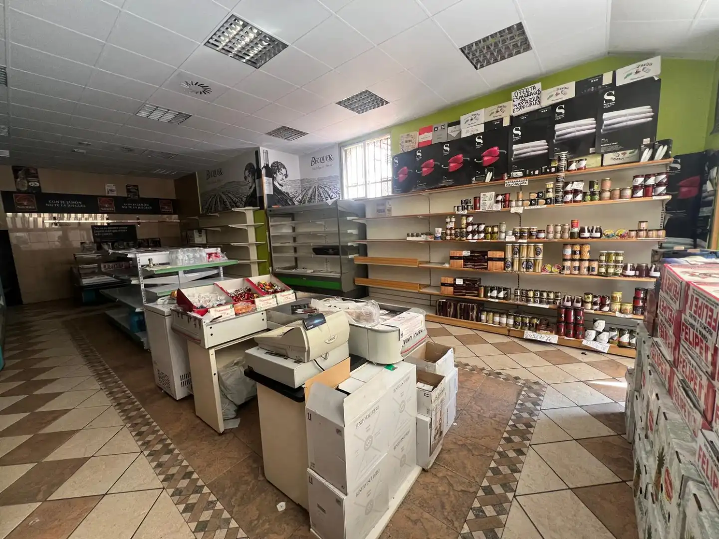 Local comercial en venta en Centro, imagen 2