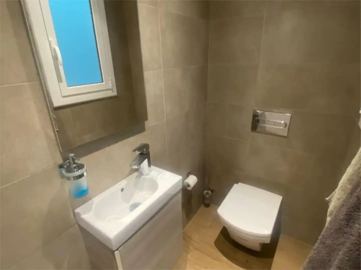 Badezimmer von Wohnung zum Verkauf in Calafell mit Klimaanlage, Schwimmbad und Balkon