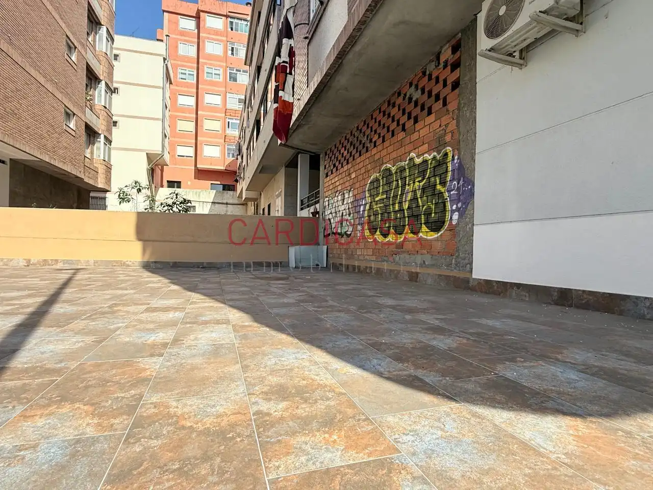 Vista exterior de Local en venda en Vigo 