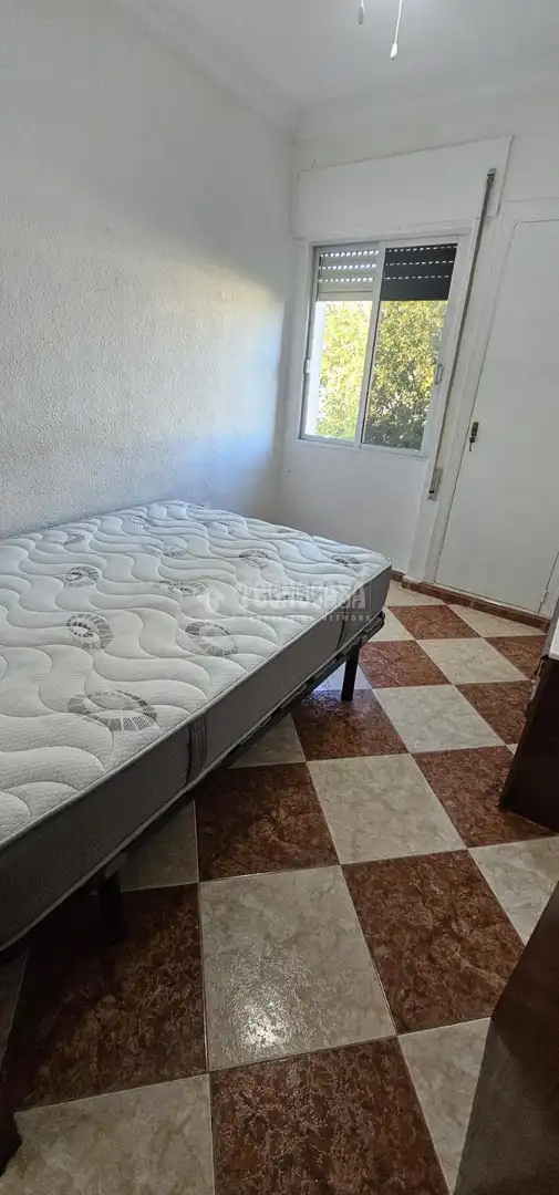 Schlafzimmer von Wohnung zur Miete in Huelva