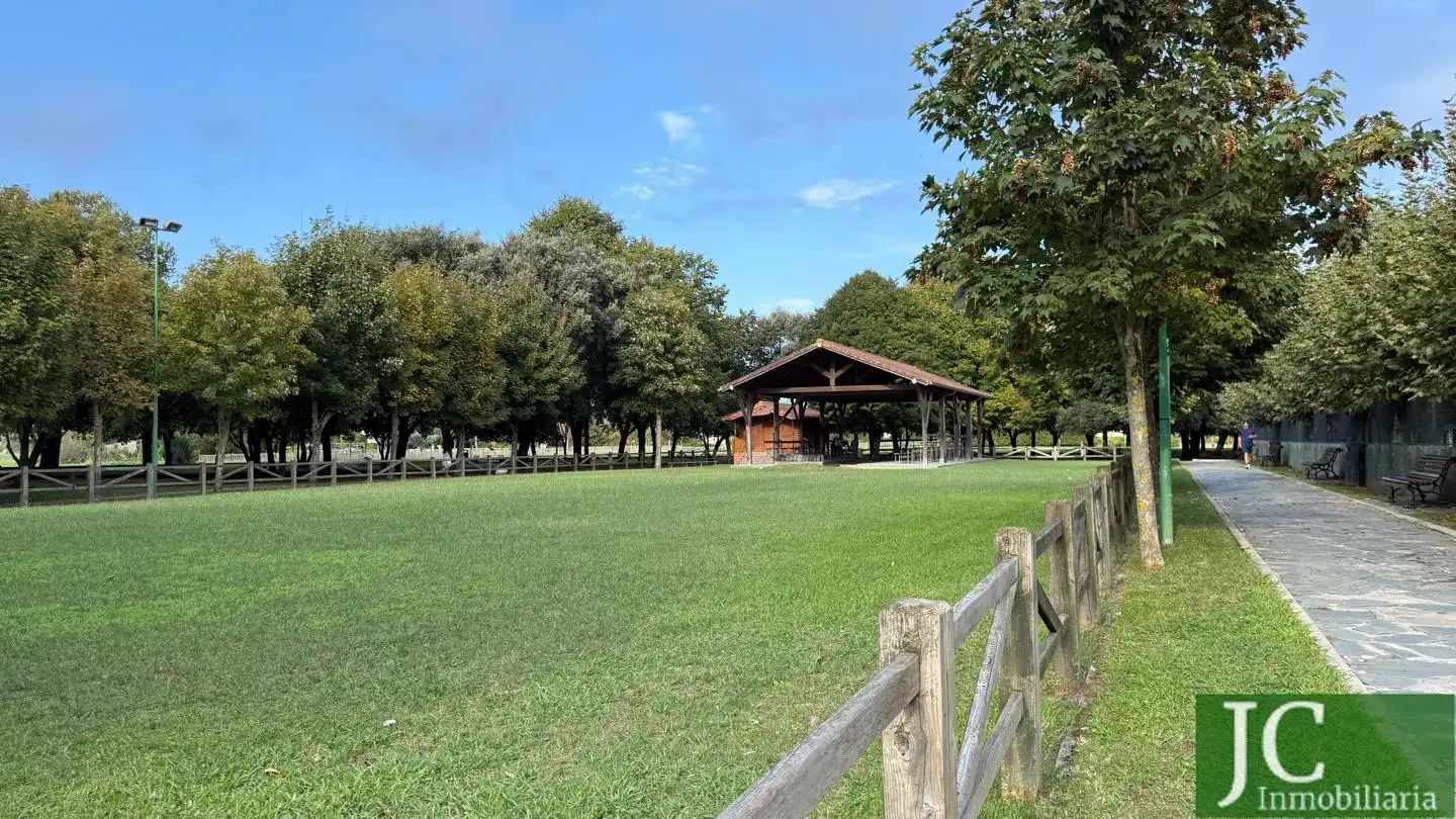 Exterior view of Flat for sale in Colindres, Cantabria