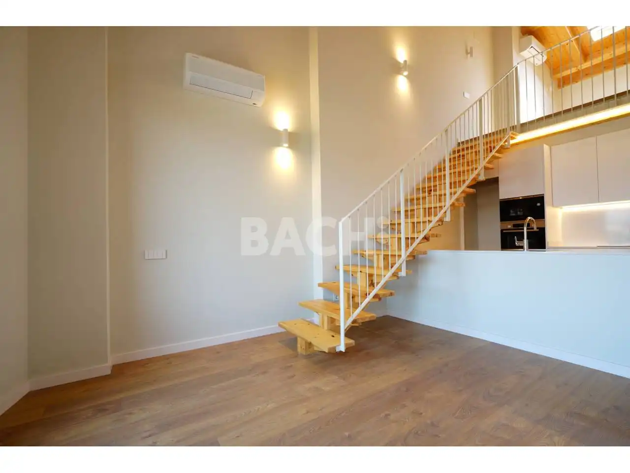 Duplexes for sale in Vic  with Air Conditioner, Heating and Parquet flooring