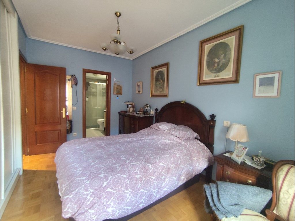 Habitación de Piso en venta en Vitoria - Gasteiz con Terraza, Horno y Lavadora