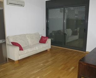 Living room of Flat for sale in Terrassa  with Air Conditioner and Balcony