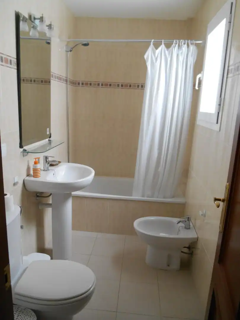 Attic for rent in Calle Sargenta, El Pino - Bajo de Guía