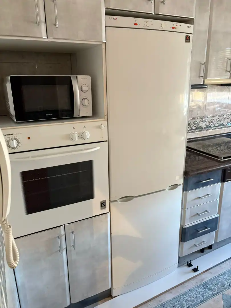 Cuina de Pis en venda en Palencia amb Calefacció, Terrassa i Moblat