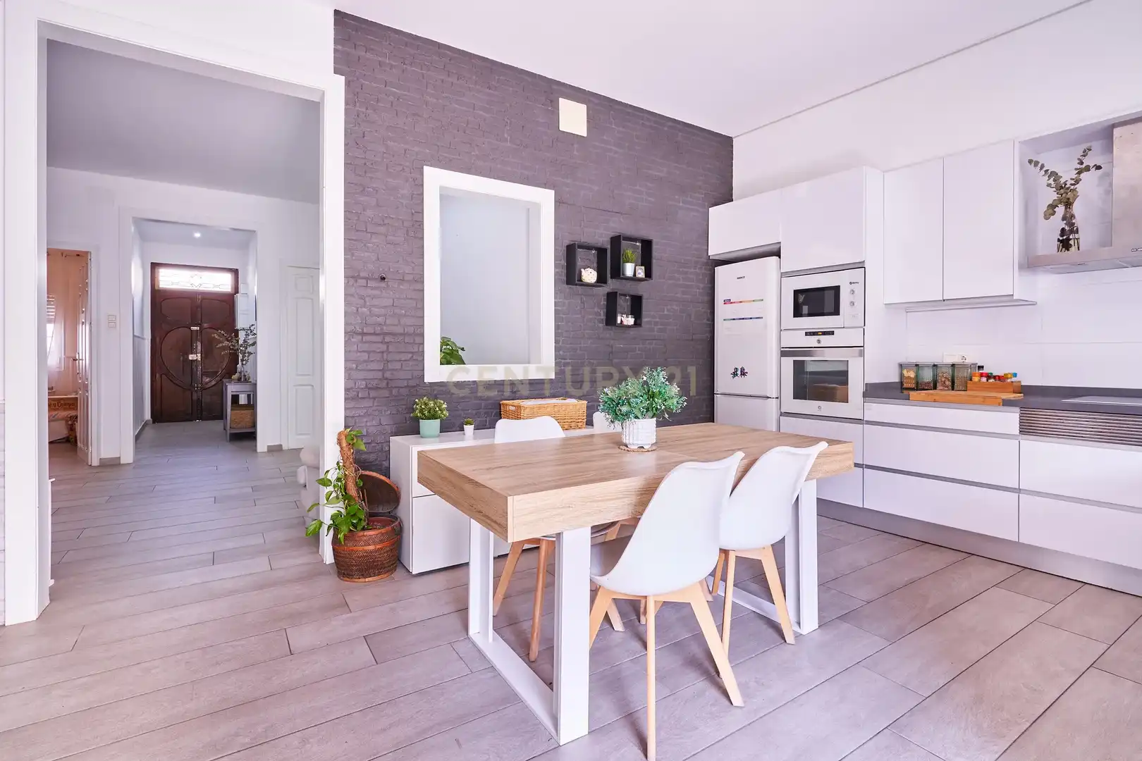 Houses for sale in Carrer de César Cataldo, 55, Benicarló, Spain, 55, Puerto