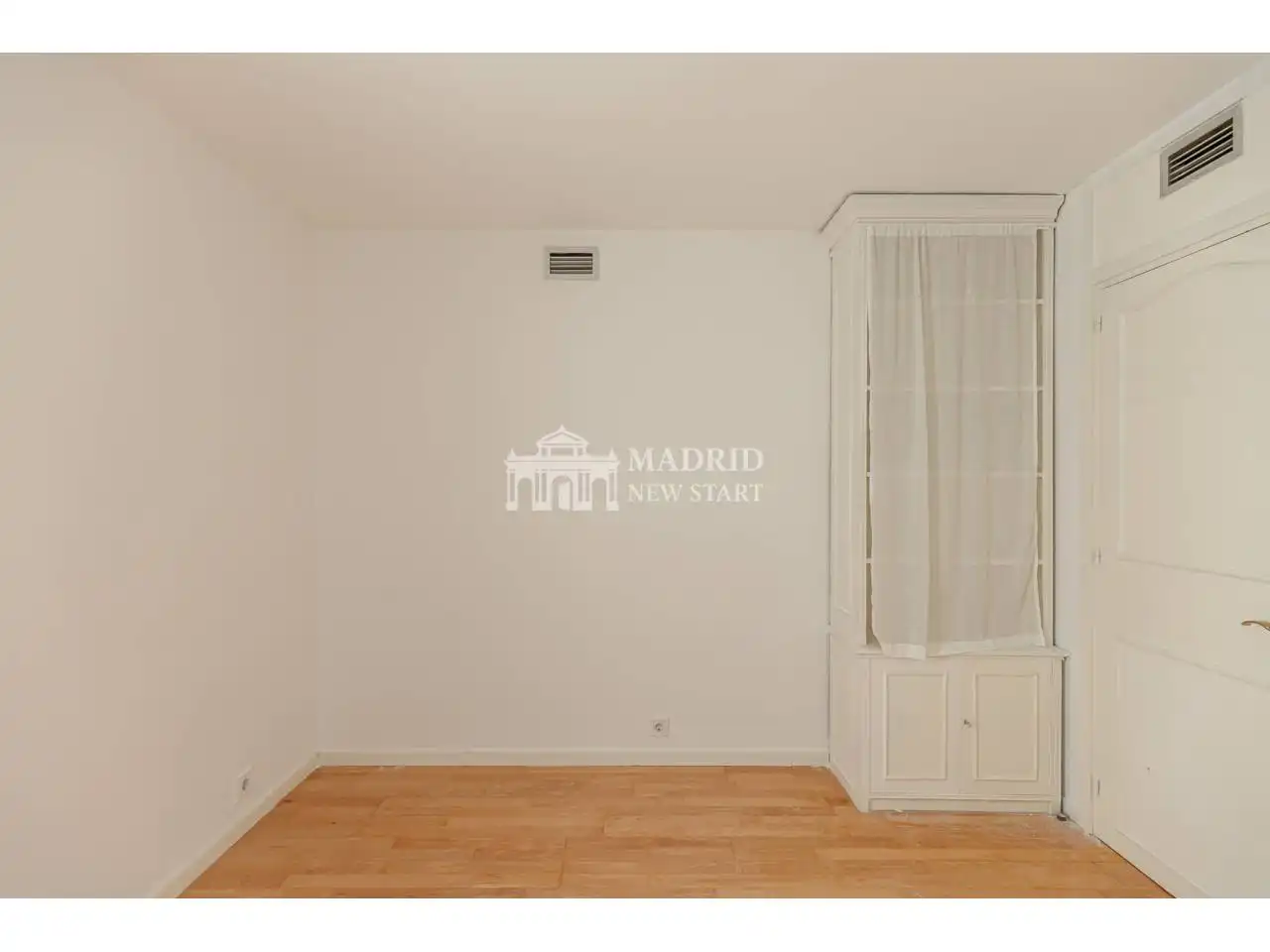 Flat with terrace to rent in Calle Fortuny, imagen 26