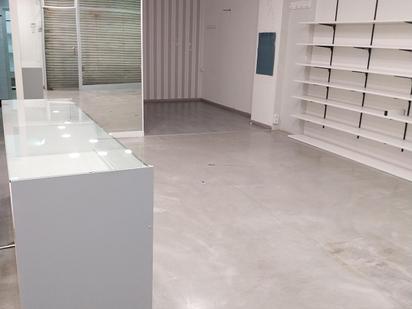 Local en venda en Sant Joan Despí amb Aire condicionat