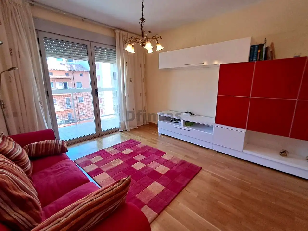 Flat for rent in Calle Italia, Ensanche - Fuenfresca
