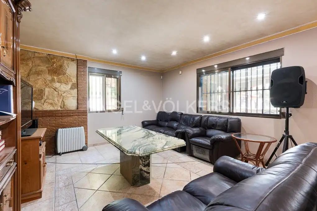 Sala de estar de Casa o chalet en venta en Sagunto / Sagunt con Aire acondicionado, Calefacción y Jardín privado