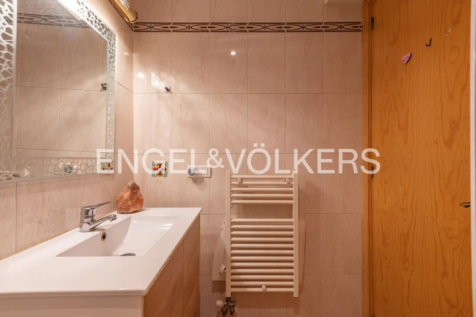 Bathroom of Duplexes for sale in Berga  with Heating, Storage room and Balcony