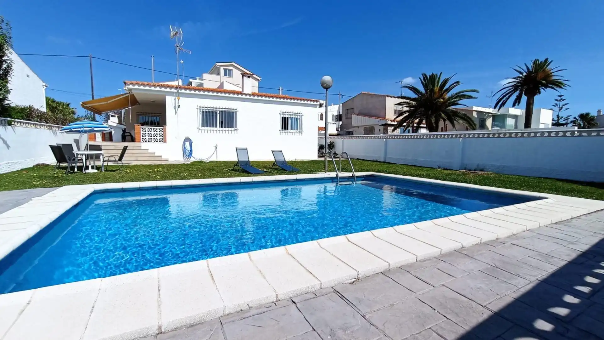 Swimming pool of Houses for rent in Vinaròs  with Heating, Private garden and Terrace