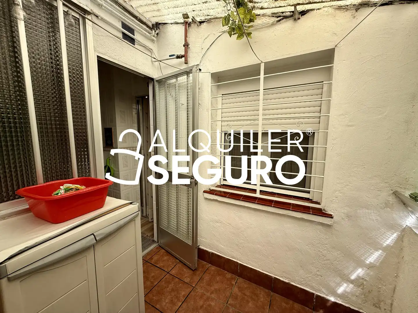 Exterior view of Flat for rent in Juan de la Cierva