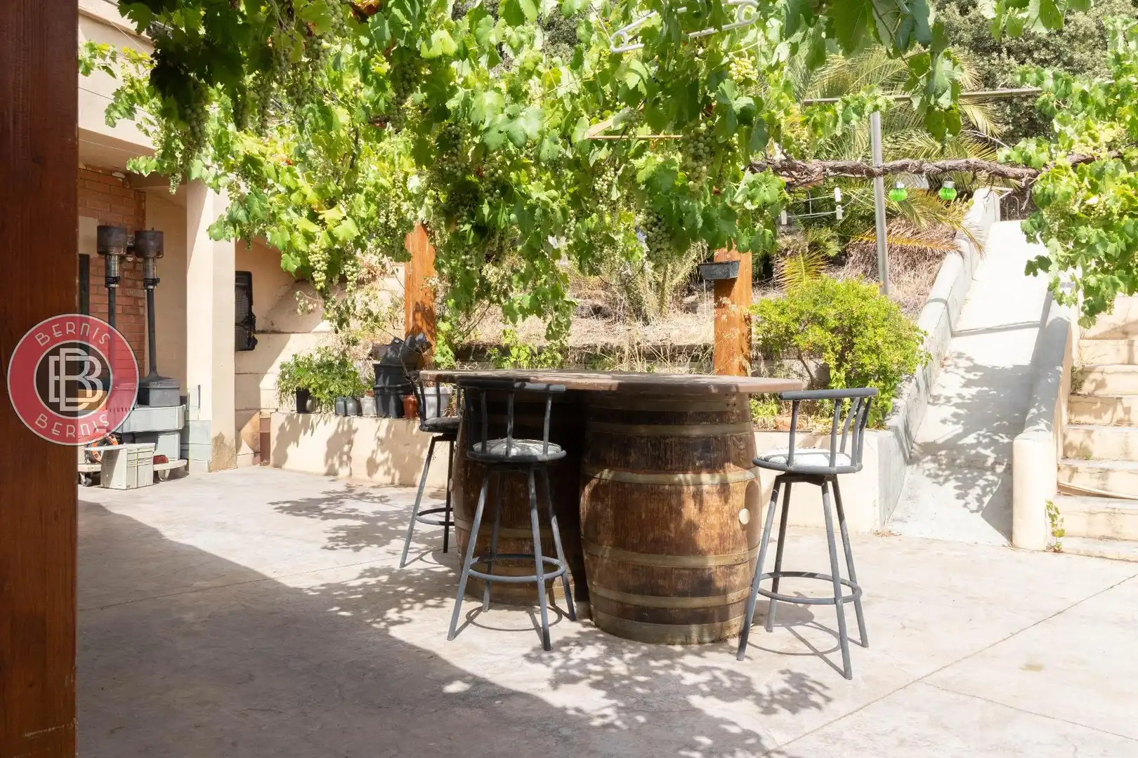 Terrassa de Finca rústica en venda en Els Hostalets de Pierola amb Calefacció, Jardí privat i Parquet