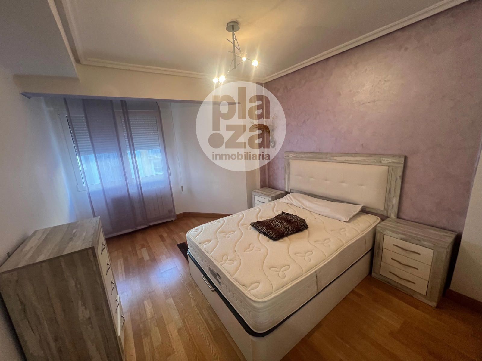 Habitación de Piso en venta en Burgos Capital con Calefacción y Amueblado