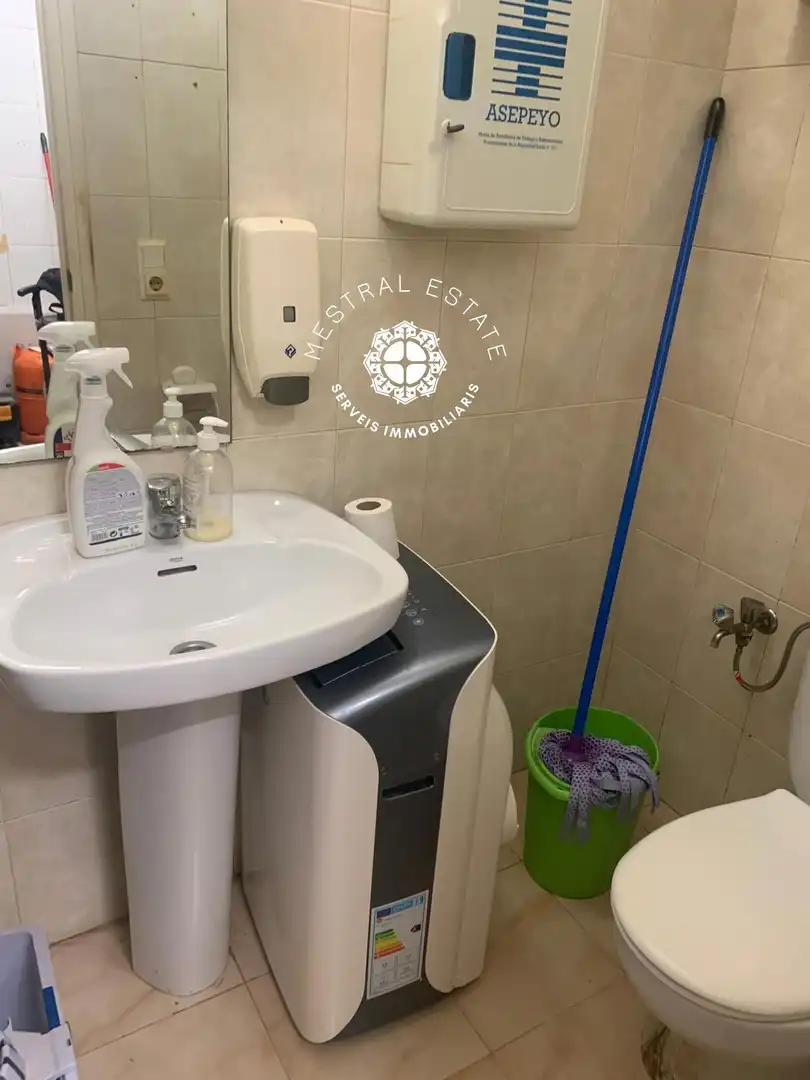 Business premises for transfer in PAU CASALS, imagen 11