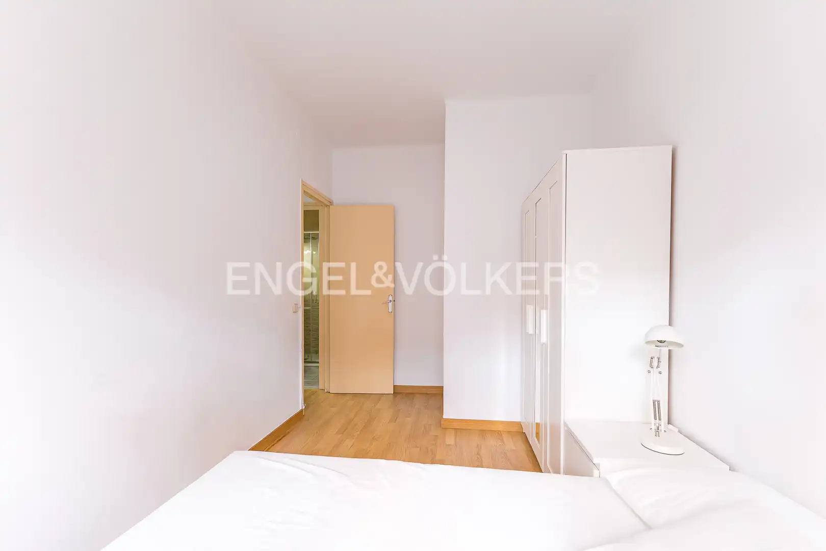 Bedroom of Flat for rent in Barcelona  with Heating, Furnished and Balcony