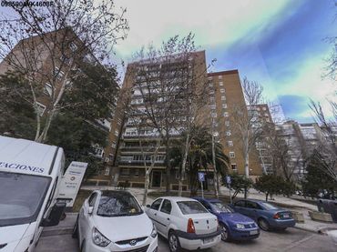 Wohnung mit Balkon zum Verkauf in Calle San Luciano 3