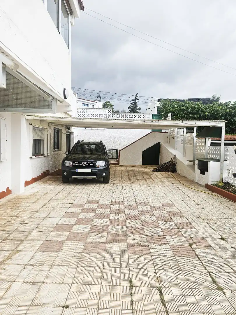 Parking de Casa o chalet en venta en Guayonje - Mesa del Mar