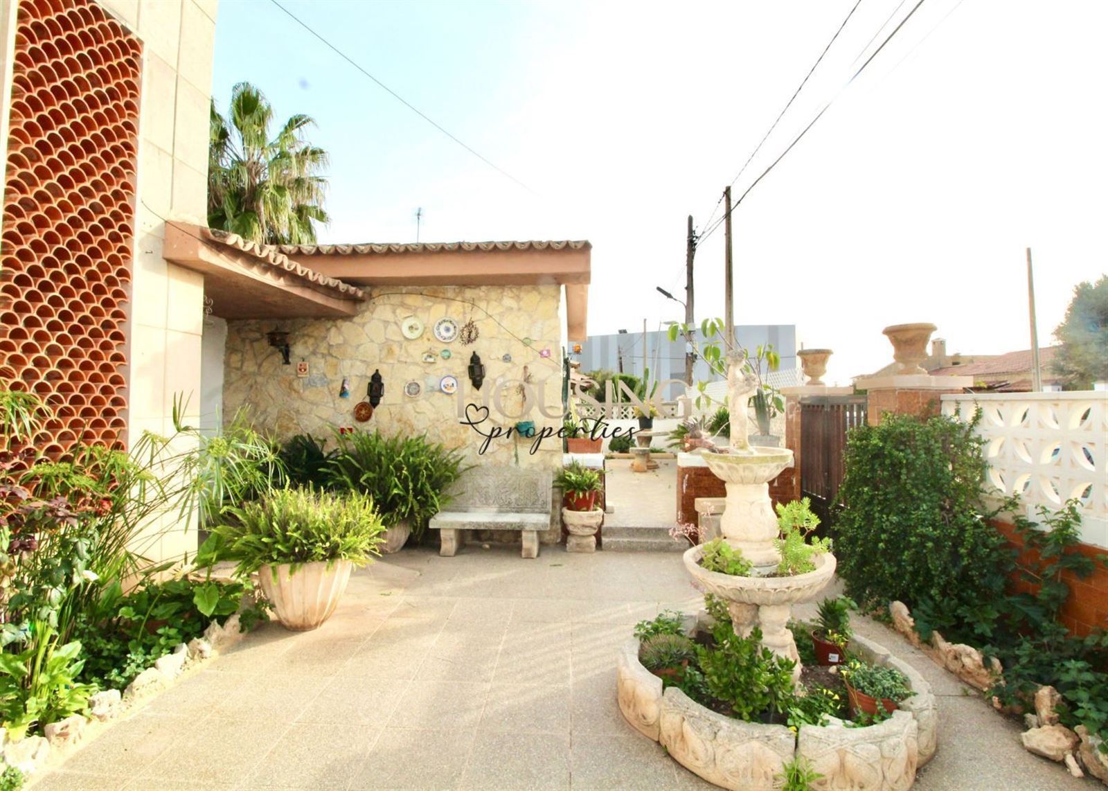 Vista exterior de Casa o xalet en venda en Marratxí amb Jardí privat, Terrassa i Piscina