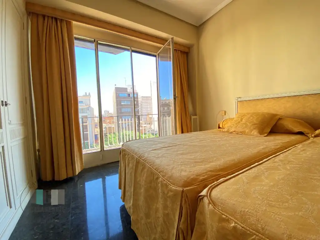 Piso en venta en Plaza Huerto Sogueros, Casco Histórico