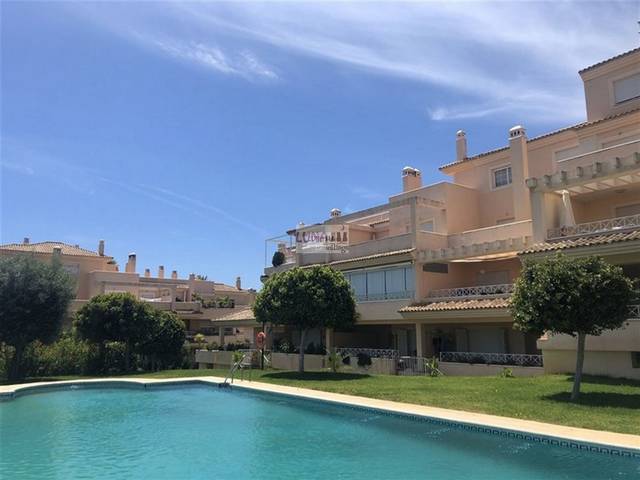 Ático en Alquiler en Avenida de la Alcudia, 130B en Río Real