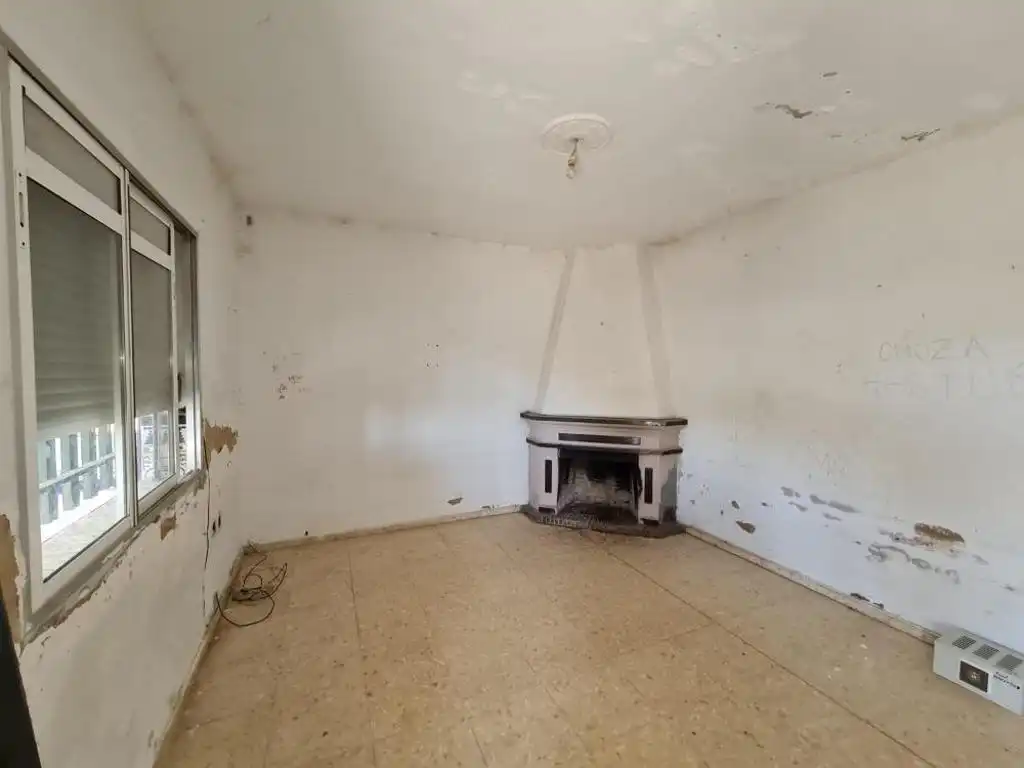 Chalet con piscina en venta en Calle Sierra de Aracena 38, imagen 2