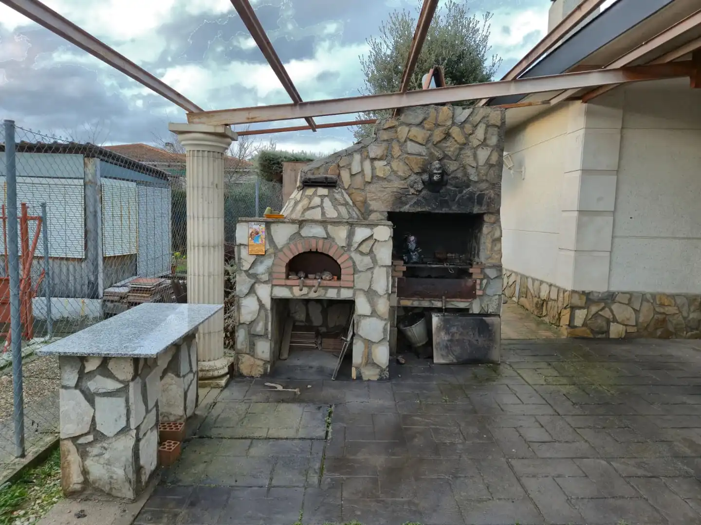Terrasse von Haus oder Chalet zum Verkauf in Nuevo Baztán mit Klimaanlage, Heizung und Privatgarten