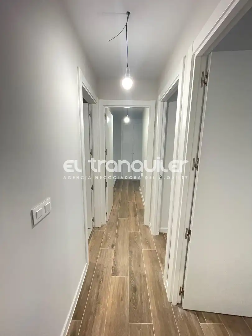 Appartamento con piscina in affitto a Calle Gales, imagen 9