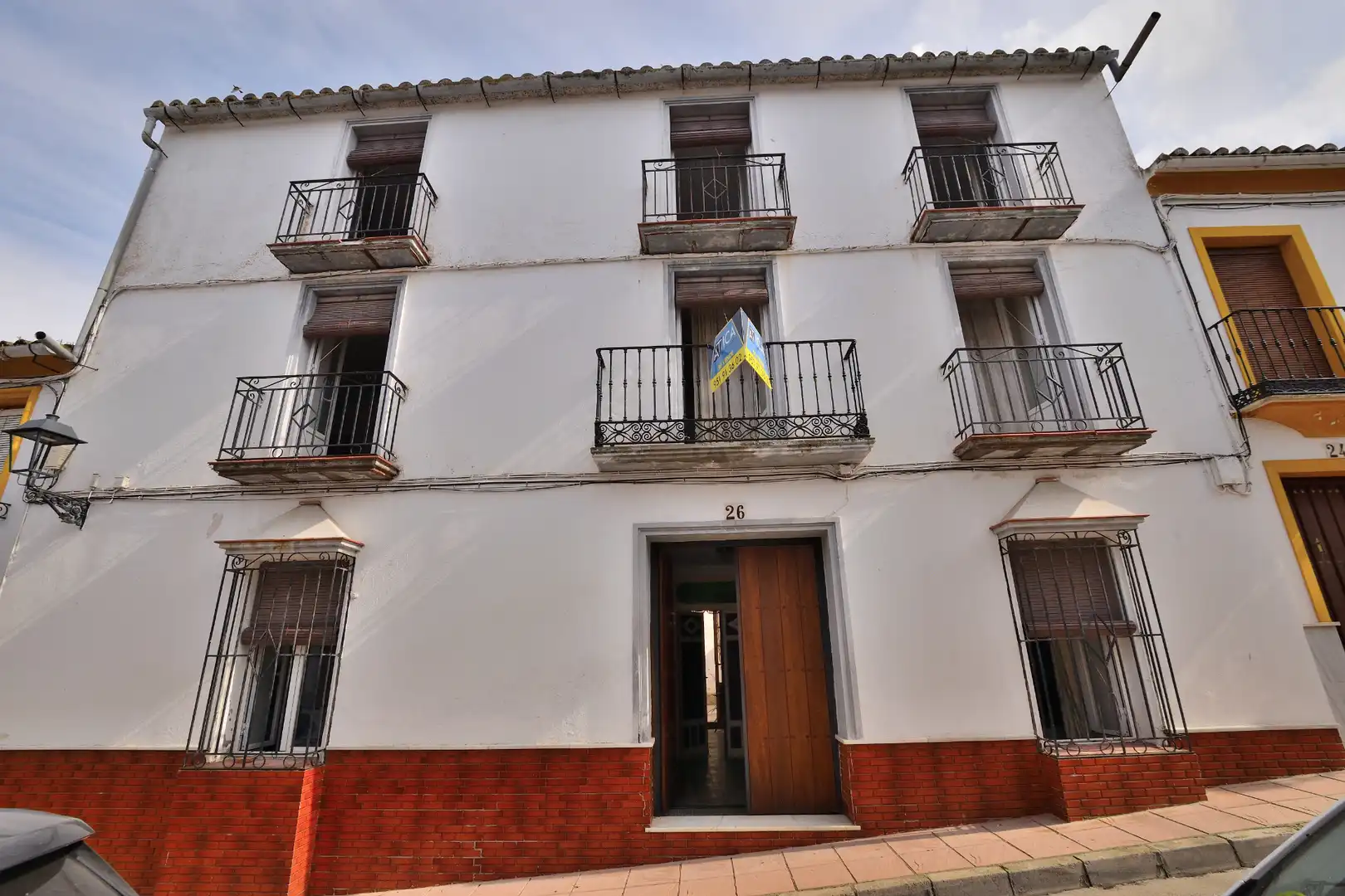 Adossat amb terrassa en venda a Calle Conde de las Infantas 26