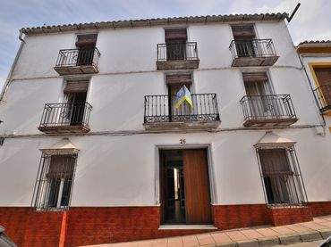 Maison mitoyenne avec balcon à vendre à Calle Conde de las Infantas 26