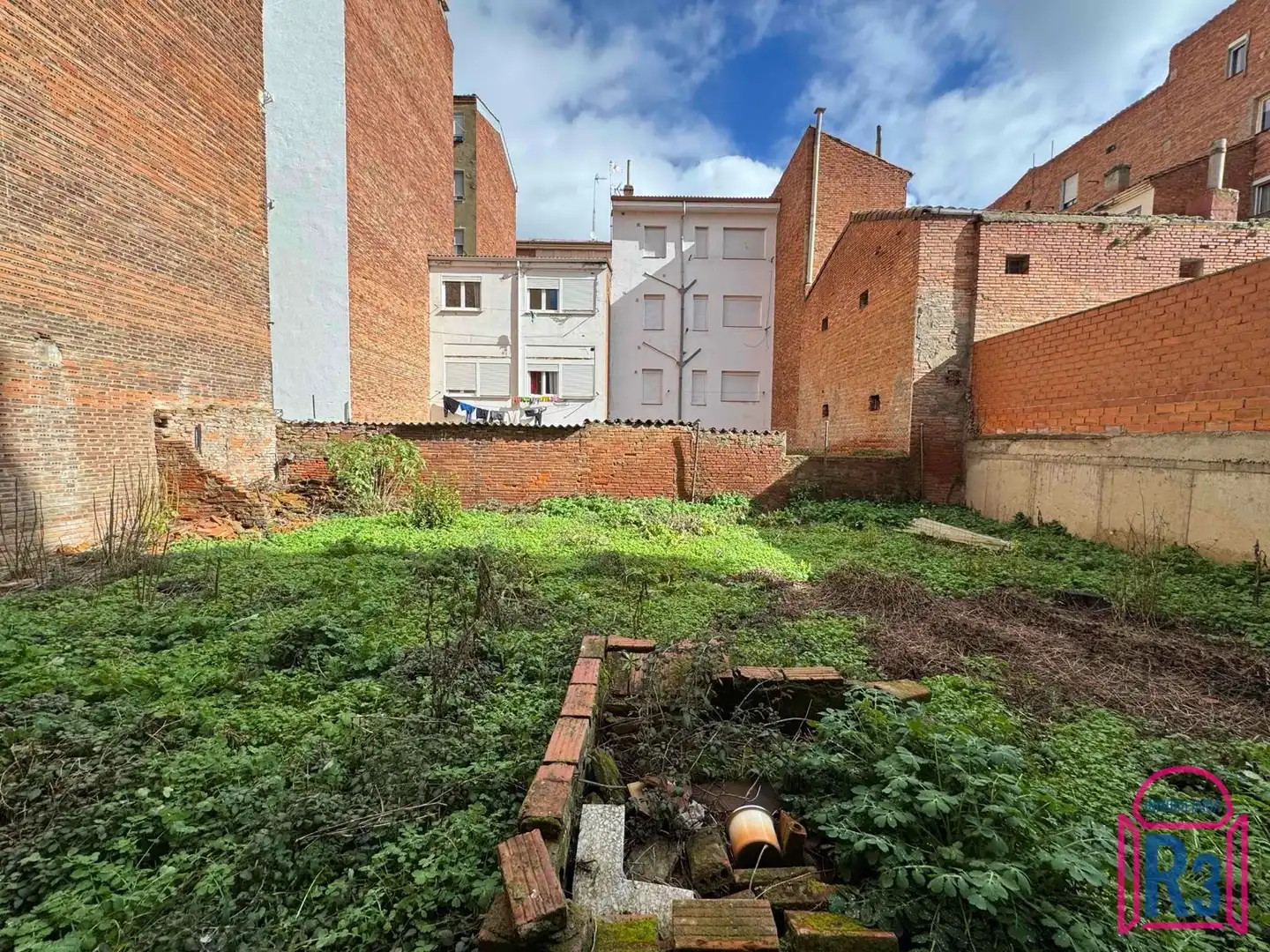 Edifici en venda a Relojero Losada, Crucero