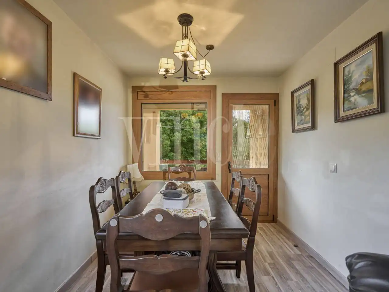 Menjador de Casa o xalet en venda en Fontanals de Cerdanya amb Calefacció, Jardí privat i Parquet