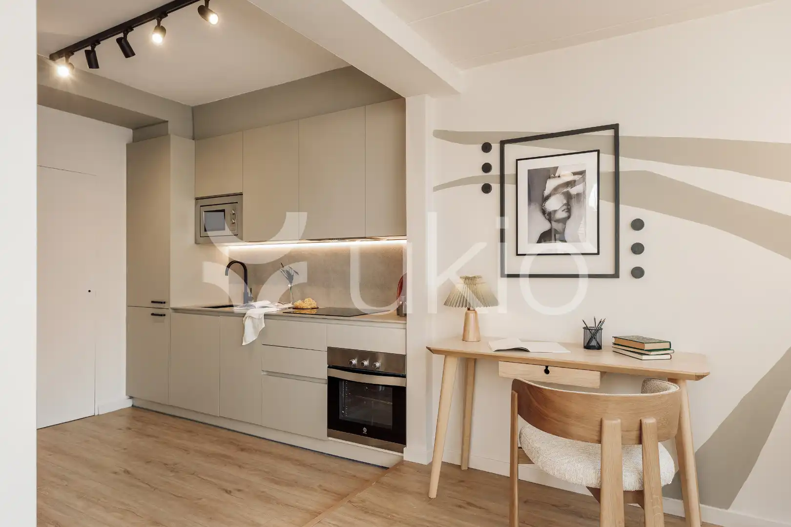 Cocina de Apartamento de alquiler en Barcelona con Aire acondicionado, Calefacción y Terraza