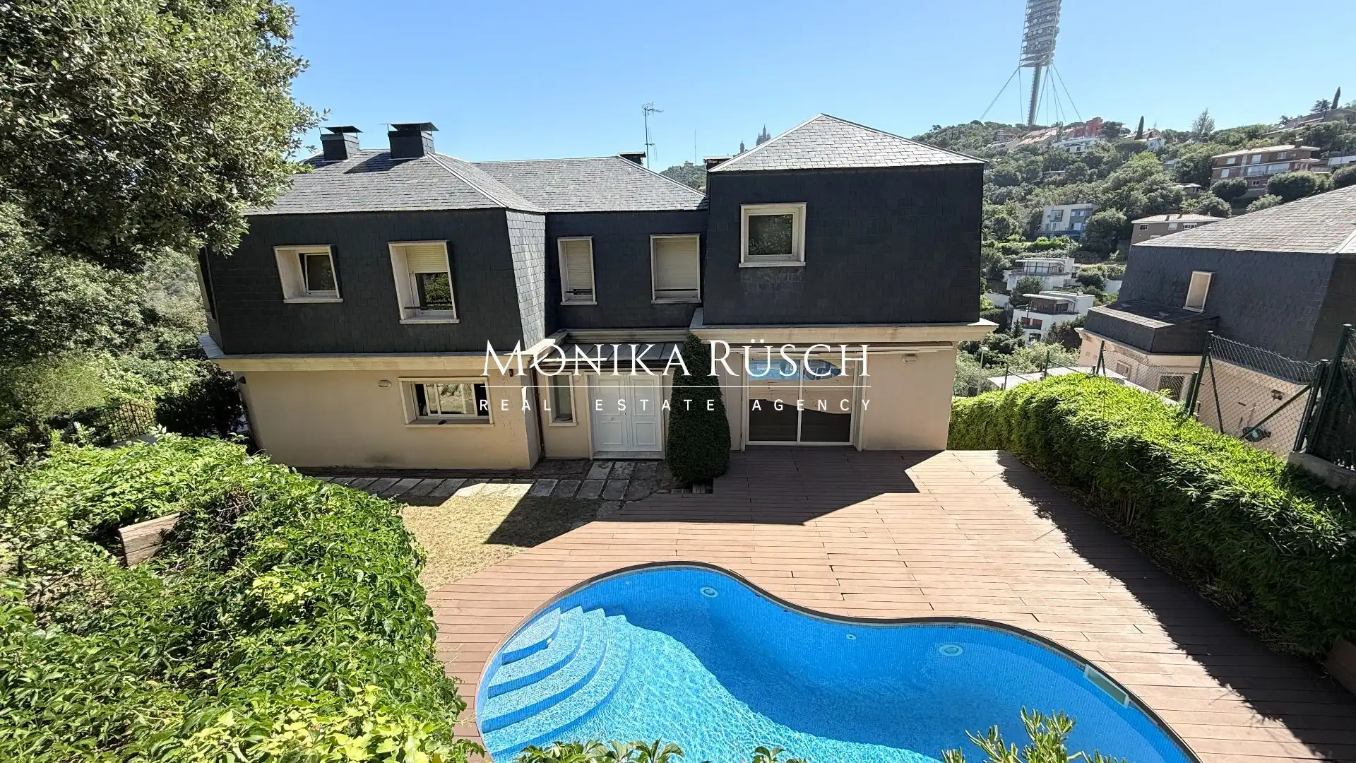 Casa amb piscina en venda a Sarrià - Sant Gervasi