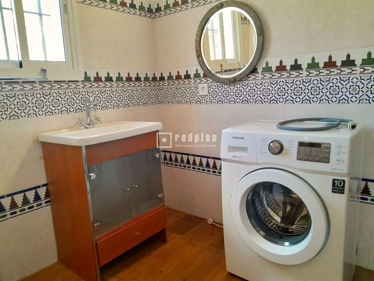 Bathroom of Apartments for rent in Málaga  with Air Conditioner, Heating and Terrace