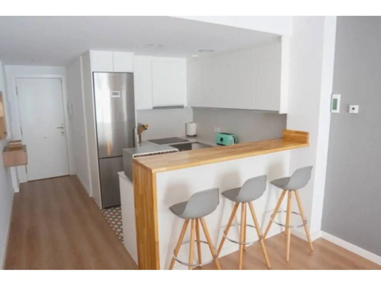 Flat for rent in Calle de les pinyes, 4, Marítim