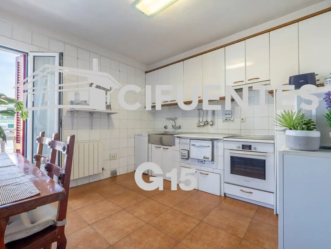 Kitchen of Flat for sale in Usurbil  with Heating and Furnished
