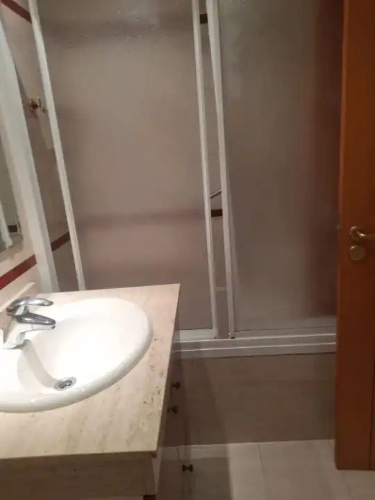 Bany de Pis en venda en Valencia amb Aire condicionat, Calefacció i Terrassa