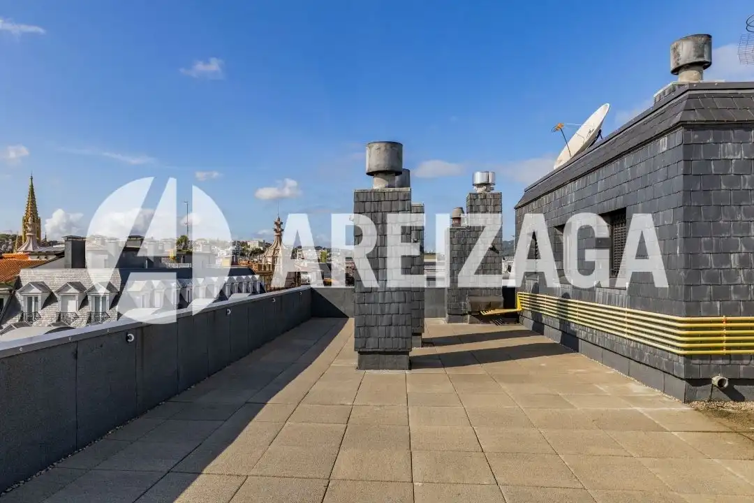 Piso con terraza en venta en Calle Bergara 5, imagen 37