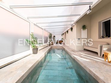 Casa amb piscina en venda a Centre