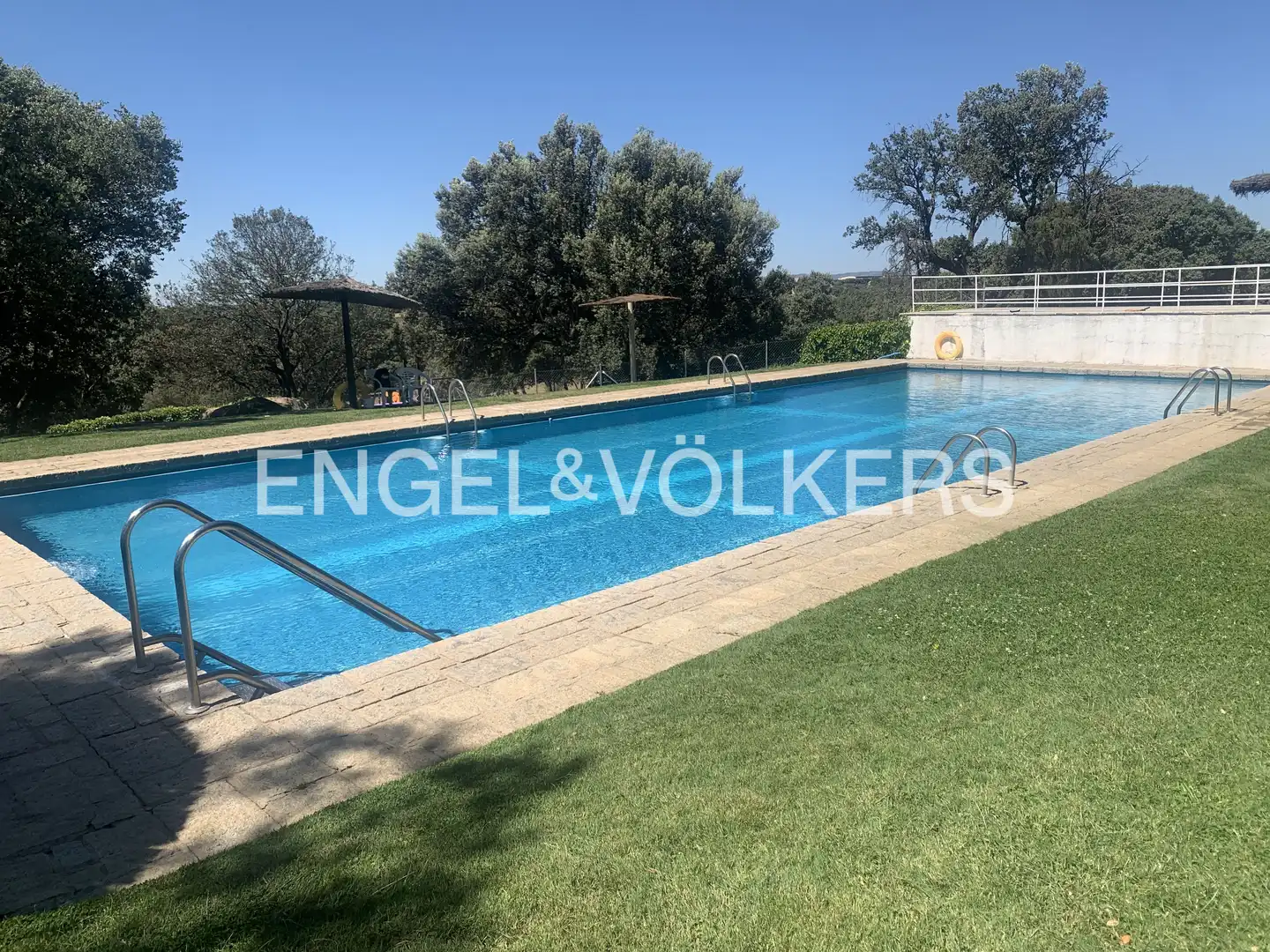Piscina de Casa o chalet de alquiler en Galapagar con Calefacción, Piscina y Se aceptan mascotas