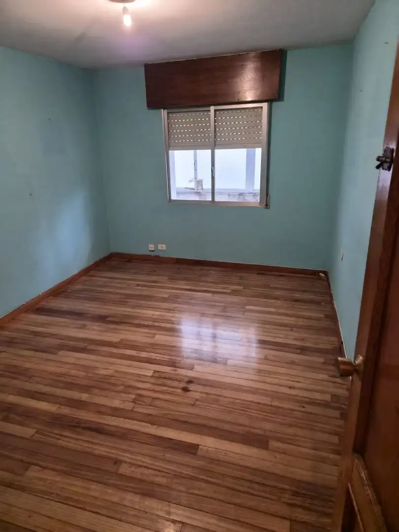 Bedroom of Flat for sale in Santiago de Compostela 