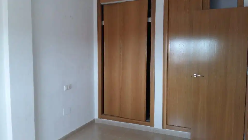 Dúplex de alquiler con opción a compra en Calle los Huertos, Barrio de Peral - San Félix