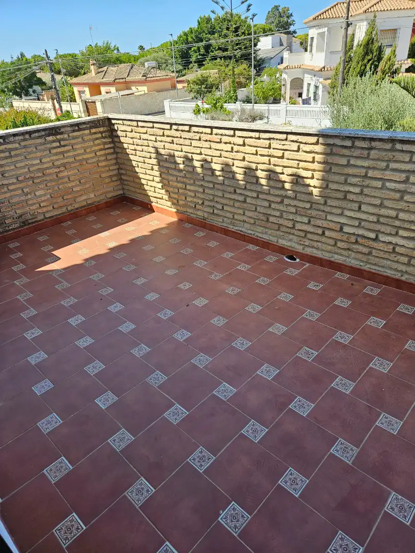 Terrassa de Casa o xalet en venda en Chiclana de la Frontera amb Aire condicionat, Calefacció i Jardí privat