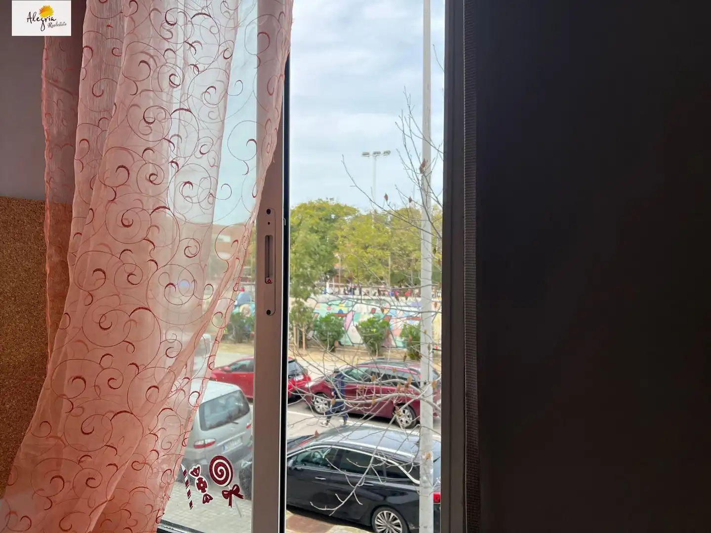 Piso en venta en Valencia con Aire acondicionado, Terraza y Amueblado