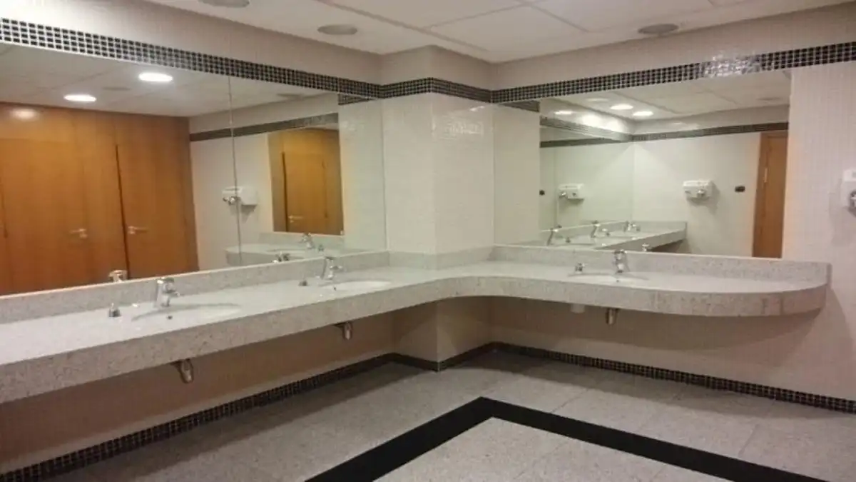 Office space with lift for sale in Avinguda dels Vents, imagen 6